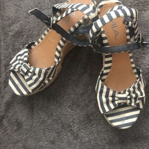 Navy & White Wedge Heels